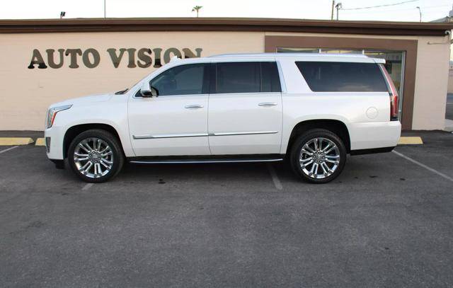 2018 Cadillac Escalade ESV Luxury 4WD photo