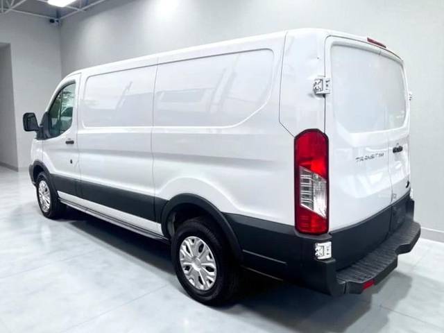 2018 Ford Transit Van  RWD photo