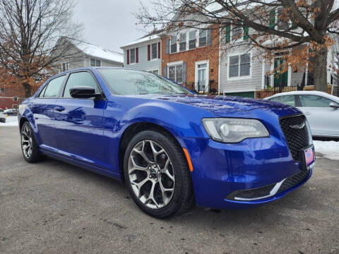 2018 Chrysler 300 Touring RWD photo