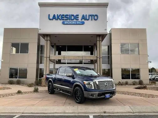 2018 Nissan Titan Platinum Reserve 4WD photo