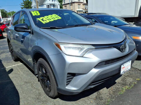 2018 Toyota RAV4 LE AWD photo