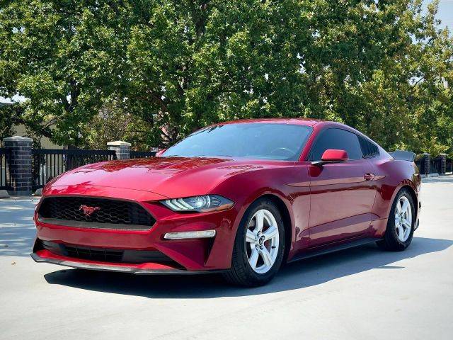 2018 Ford Mustang EcoBoost RWD photo