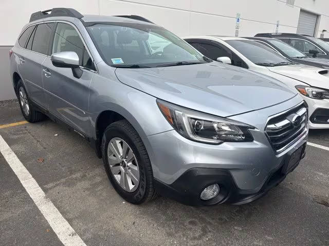 2018 Subaru Outback Premium AWD photo