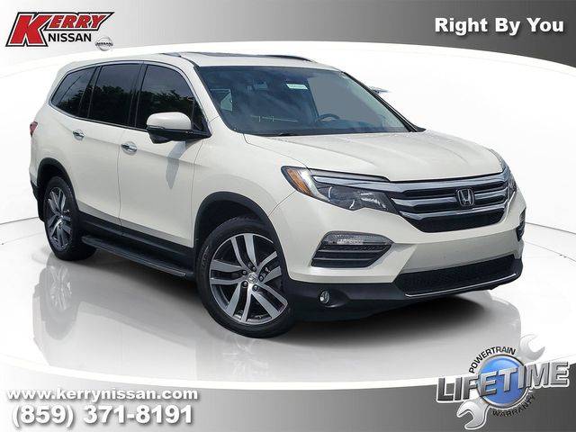 2018 Honda Pilot Touring AWD photo