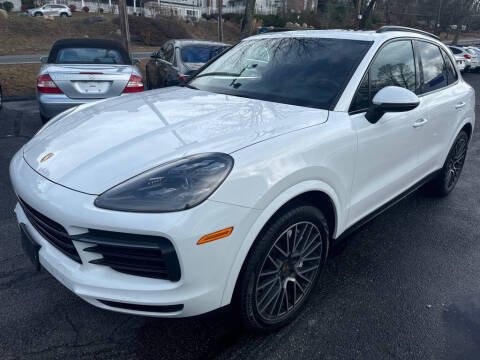 2019 Porsche Cayenne  AWD photo