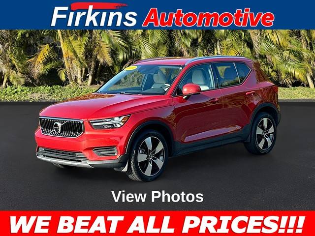 2019 Volvo XC40 Momentum FWD photo