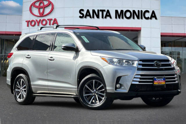 2018 Toyota Highlander XLE FWD photo