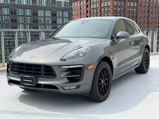 2018 Porsche Macan GTS AWD photo