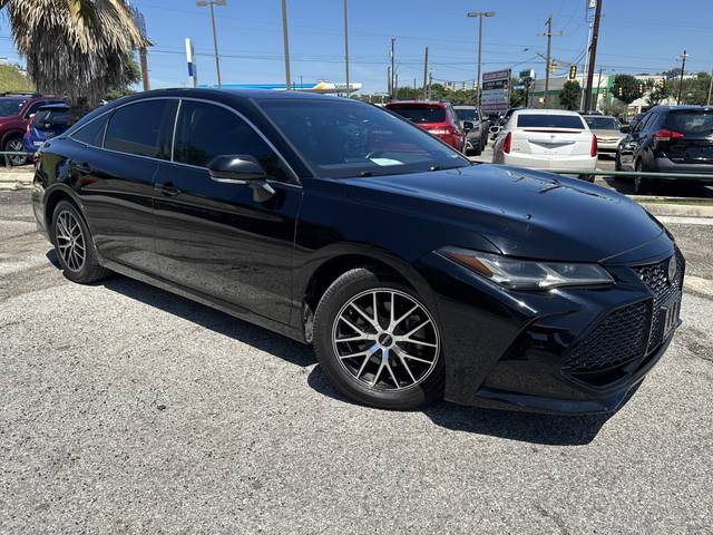 2019 Toyota Avalon Touring FWD photo