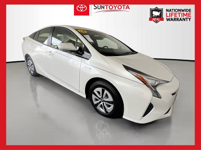 2018 Toyota Prius Four FWD photo
