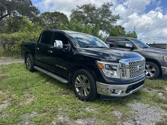 2018 Nissan Titan SL RWD photo