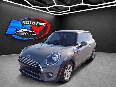 2019 MINI Hardtop 2 Door Cooper FWD photo