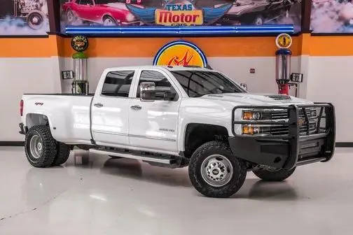 2018 Chevrolet Silverado 3500HD LTZ 4WD photo