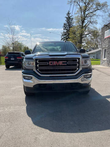 2018 GMC Sierra 1500 SLE 4WD photo