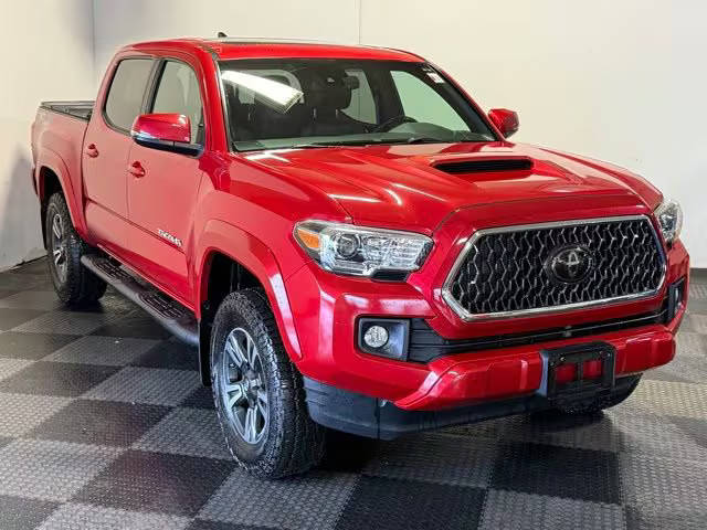 2018 Toyota Tacoma TRD Sport 4WD photo