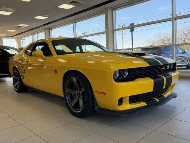 2018 Dodge Challenger SRT Hellcat RWD photo