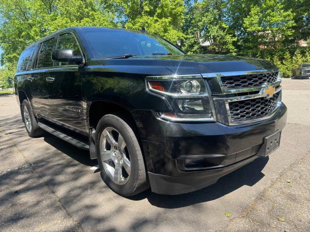 2018 Chevrolet Suburban LT 4WD photo