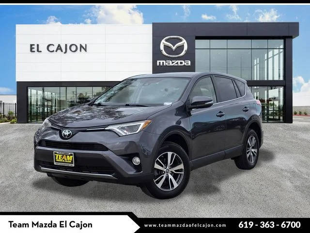 2018 Toyota RAV4 XLE FWD photo