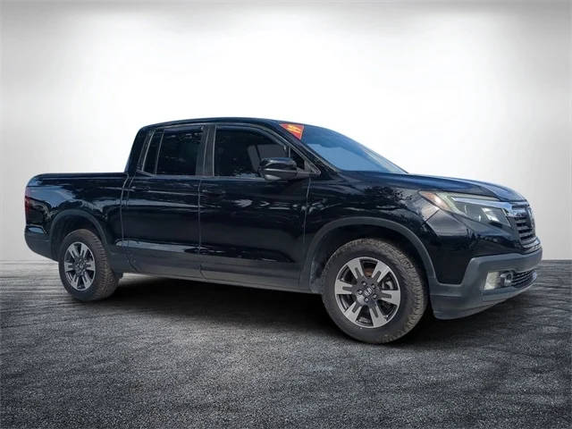 2019 Honda Ridgeline RTL-T AWD photo