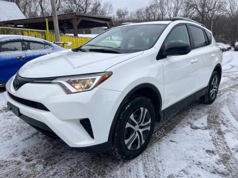 2018 Toyota RAV4 LE AWD photo