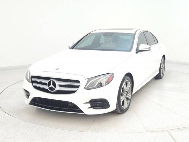 2018 Mercedes-Benz E-Class E 300 AWD photo
