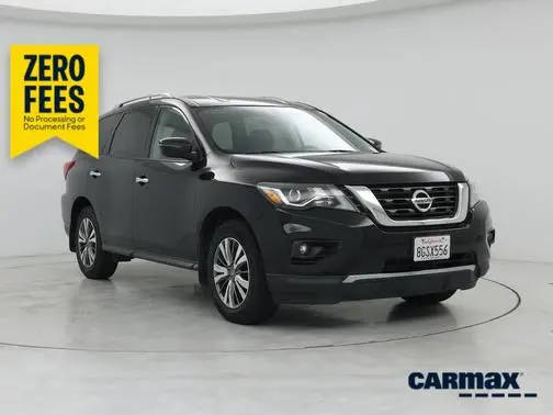 2018 Nissan Pathfinder SV 4WD photo