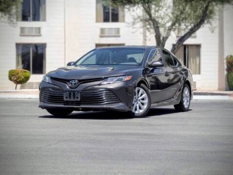 2018 Toyota Camry LE FWD photo