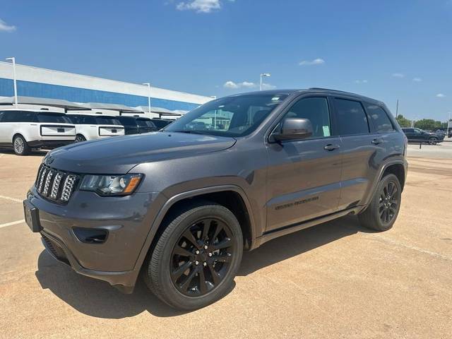 2018 Jeep Grand Cherokee Altitude RWD photo