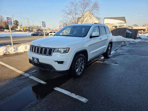 2018 Jeep Grand Cherokee Laredo E RWD photo