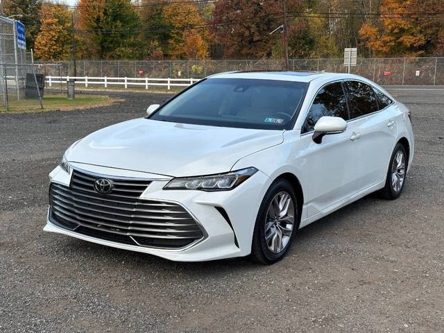 2019 Toyota Avalon XLE FWD photo