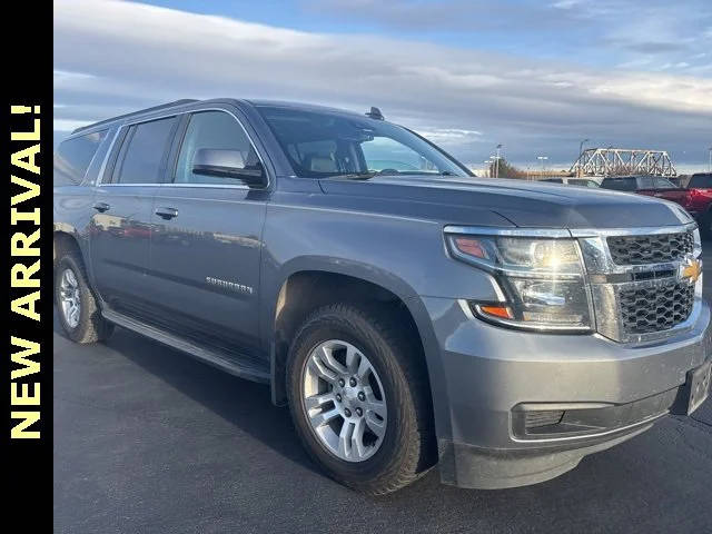 2018 Chevrolet Suburban LT 4WD photo