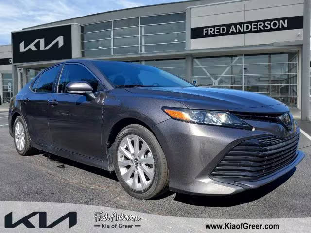 2018 Toyota Camry LE FWD photo