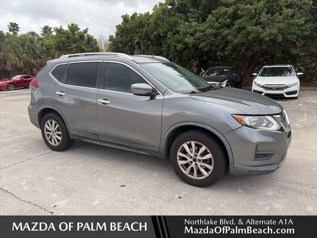 2018 Nissan Rogue SV FWD photo