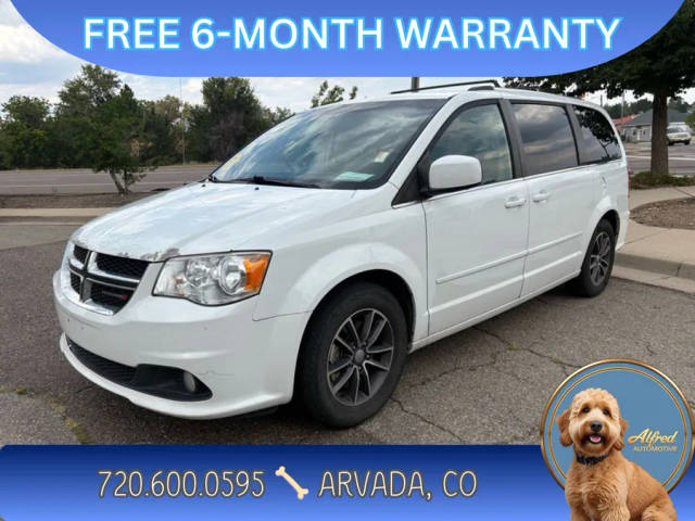 2017 Dodge Grand Caravan SXT FWD photo