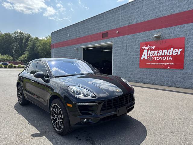 2018 Porsche Macan S AWD photo