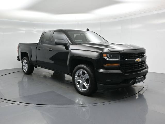 2018 Chevrolet Silverado 1500 Custom RWD photo