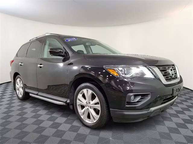 2018 Nissan Pathfinder SL 4WD photo