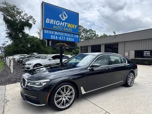 2019 BMW 7 Series 750i RWD photo
