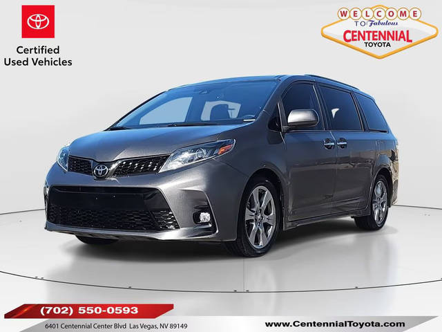2018 Toyota Sienna SE Premium FWD photo