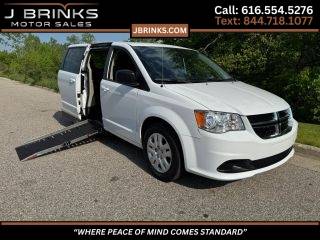 2018 Dodge Grand Caravan SE FWD photo