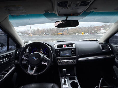 2015 Subaru Legacy 2.5i Limited AWD photo