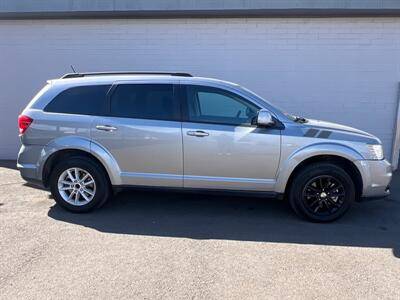 2017 Dodge Journey SXT FWD photo