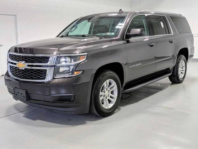 2018 Chevrolet Suburban LT 4WD photo