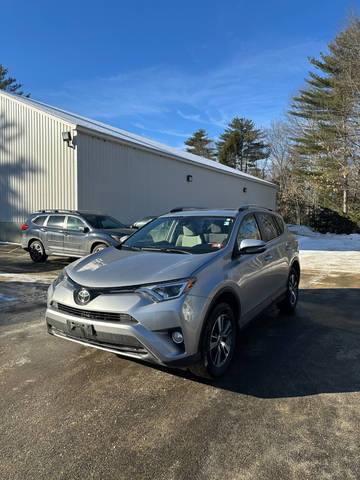 2018 Toyota RAV4 XLE AWD photo