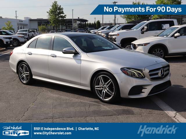 2018 Mercedes-Benz E-Class E 300 RWD photo