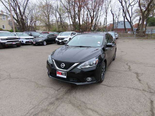 2018 Nissan Sentra SR FWD photo