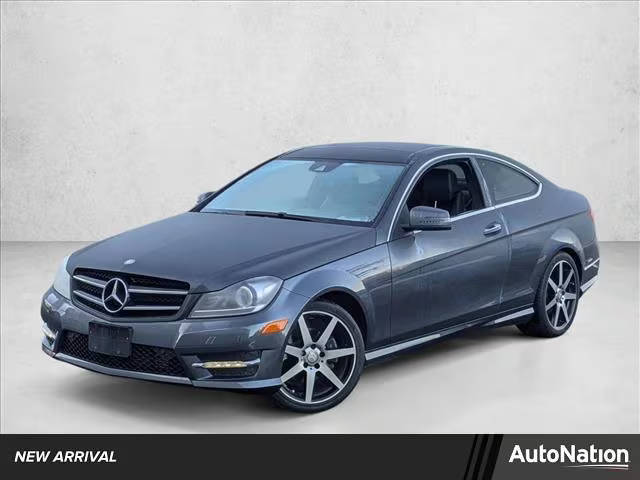 2015 Mercedes-Benz C-Class C 250 RWD photo