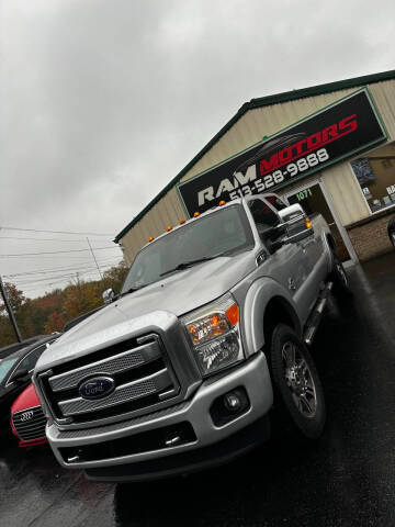 2015 Ford F-350 Super Duty Platinum 4WD photo