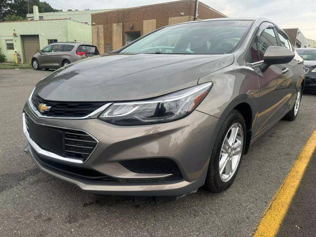 2018 Chevrolet Cruze LT FWD photo