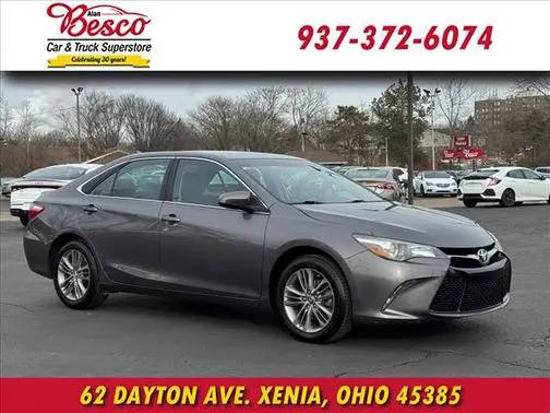 2015 Toyota Camry SE FWD photo